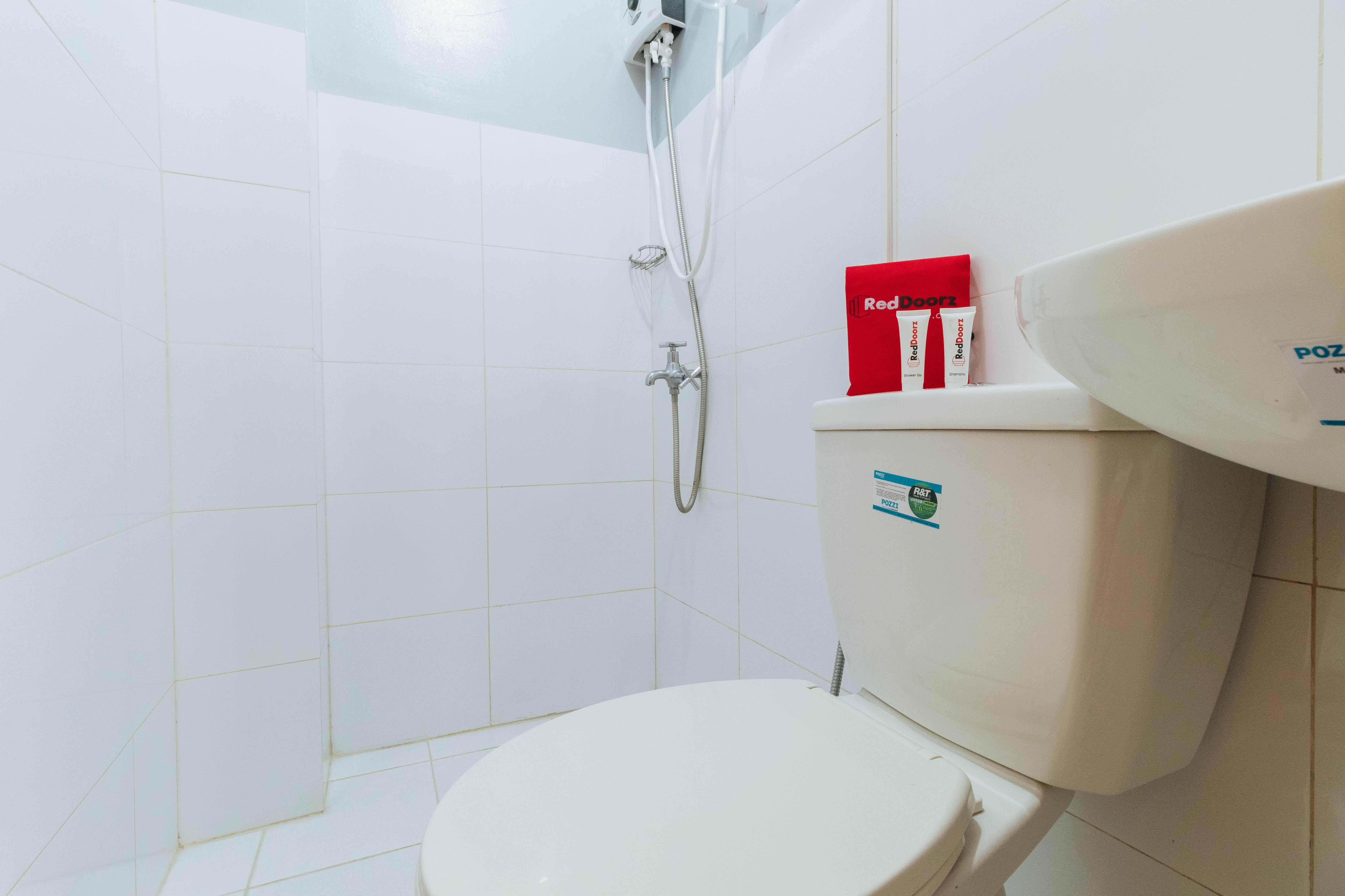 Reddoorz Near Naia Terminal 1 Hotell Paranaque City Eksteriør bilde