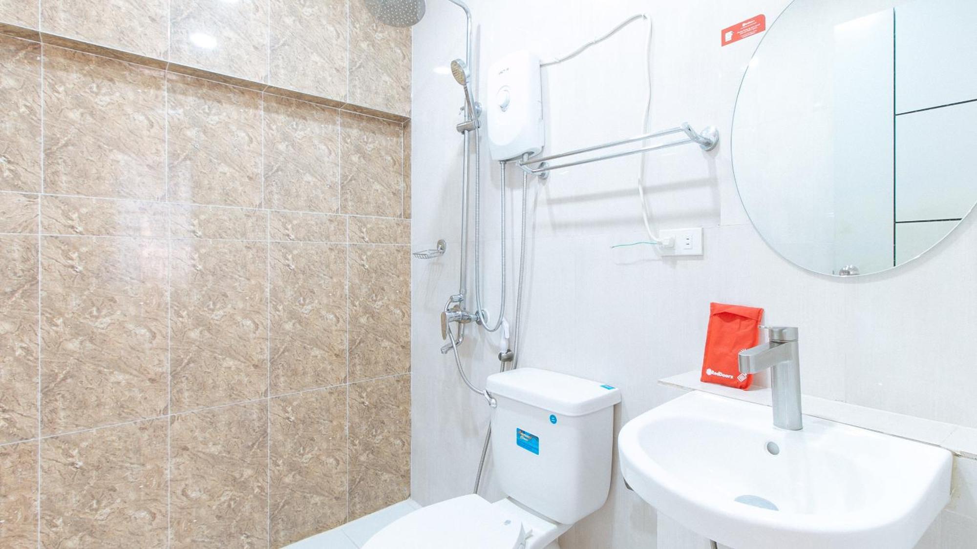 Reddoorz Near Naia Terminal 1 Hotell Paranaque City Eksteriør bilde