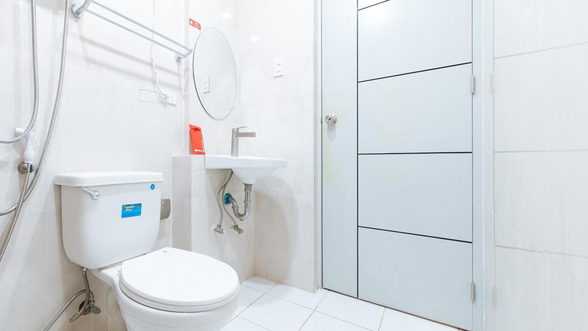 Reddoorz Near Naia Terminal 1 Hotell Paranaque City Eksteriør bilde