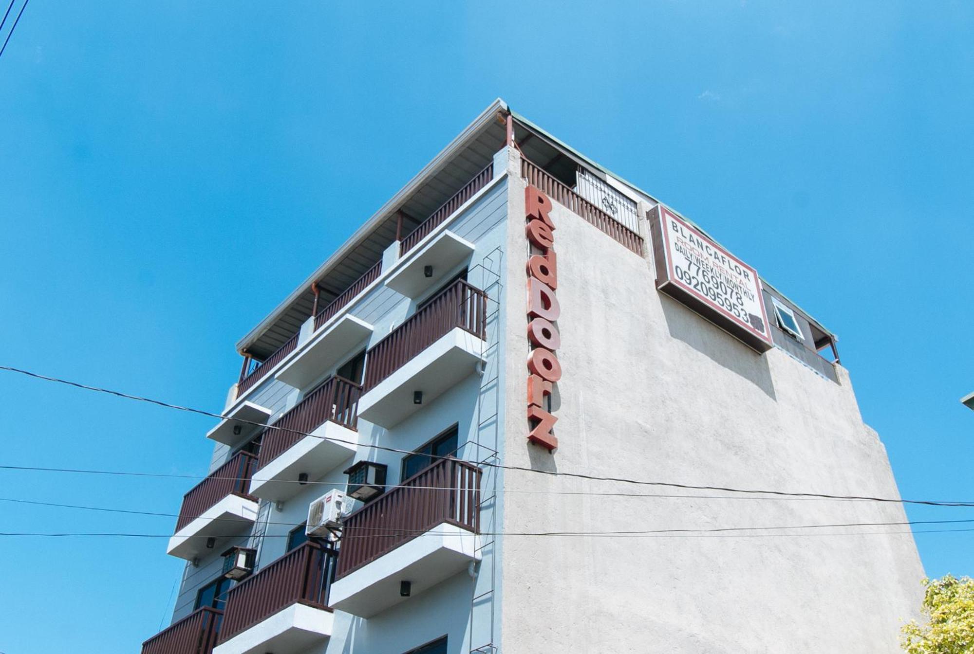 Reddoorz Near Naia Terminal 1 Hotell Paranaque City Eksteriør bilde