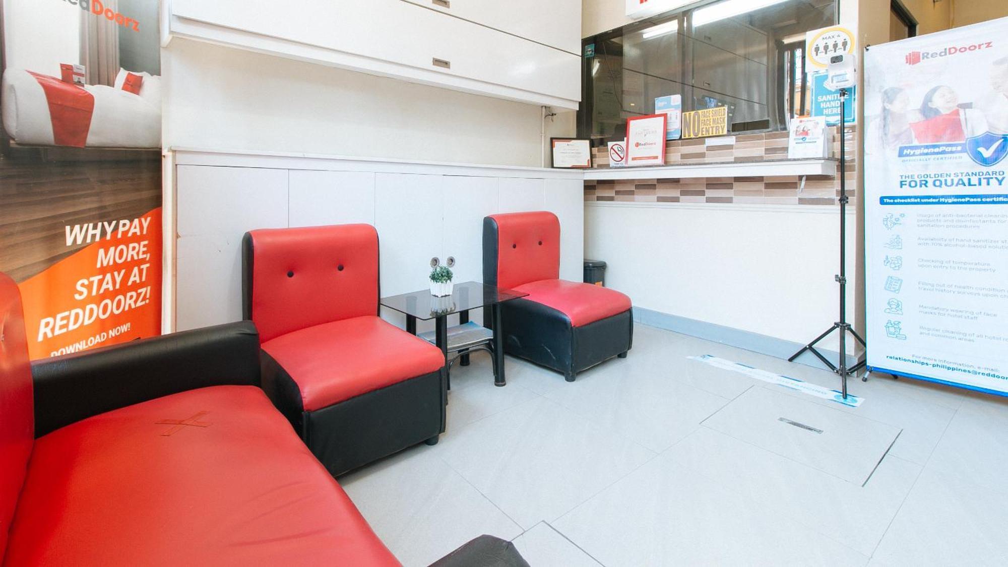 Reddoorz Near Naia Terminal 1 Hotell Paranaque City Eksteriør bilde
